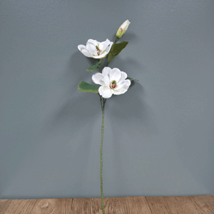 Silk Magnolia spray 73cm