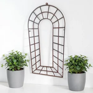 Gallery Trellis Illusion